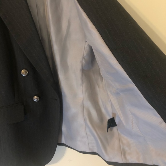 Grey Blazer - Picture 5 of 10